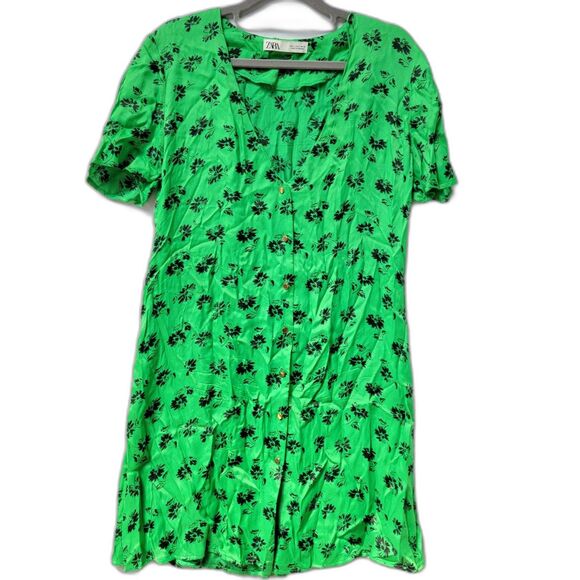 Zara | Dresses | Zara Green Floral Mini Dress Vneck Button Front Closure  Short Sleeve Size Small | Poshmark